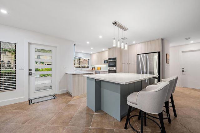 1120 Singer Drive, Riviera Beach, FL 33404