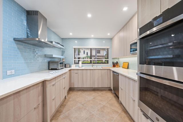 1120 Singer Drive, Riviera Beach, FL 33404