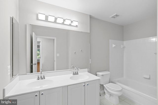 7651 COVEWOOD CT, Gainesville, VA 20155