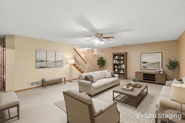 2879 Devonshire Place, Woodbury, MN 55125
