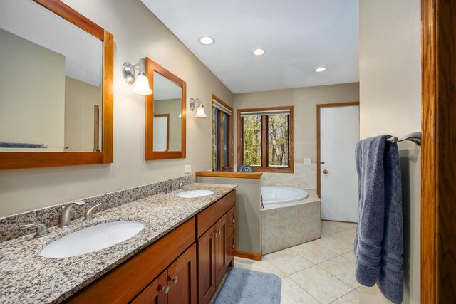 15056 Oakwood Drive, Big Rapids Twp, MI 49307