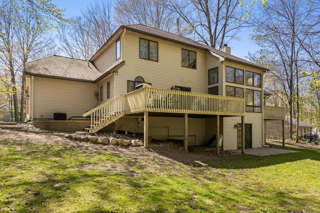 15056 Oakwood Drive, Big Rapids Twp, MI 49307