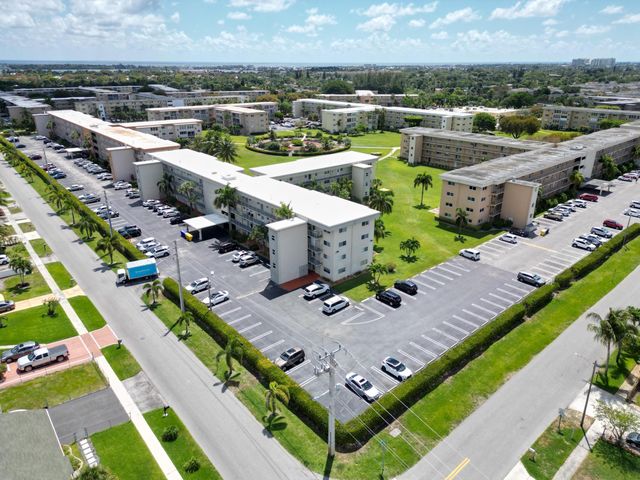 130 NE 26th Avenue 2030, Boynton Beach, FL 33435