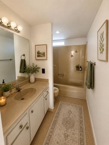 130 NE 26th Avenue 2030, Boynton Beach, FL 33435