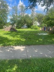 6607 S Winchester Avenue, Chicago, IL 60636