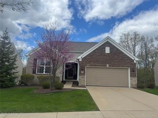 577 Acadia Court, Oceola Township, MI 48843