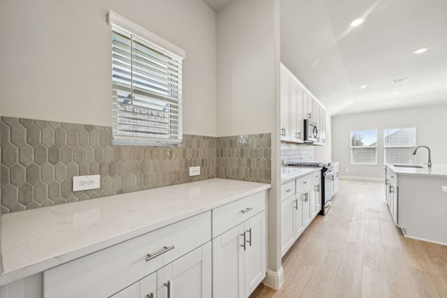 4026 Granbury Drive, Farmersville, TX 75442