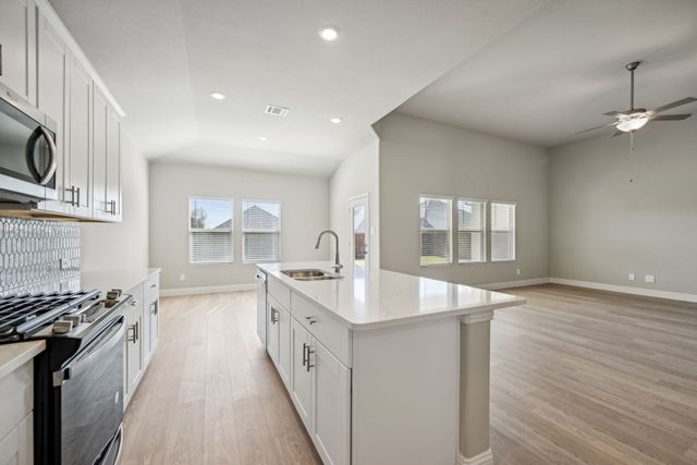 4026 Granbury Drive, Farmersville, TX 75442