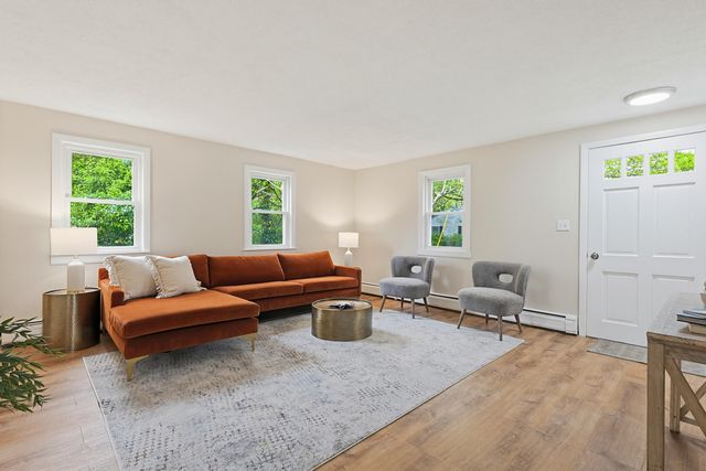 24 Otis Road, Hyannis, MA 02601