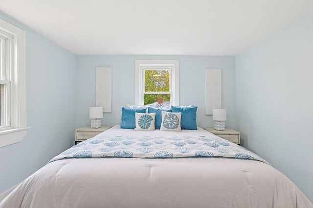 24 Otis Road, Hyannis, MA 02601