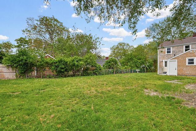 24 Otis Road, Hyannis, MA 02601
