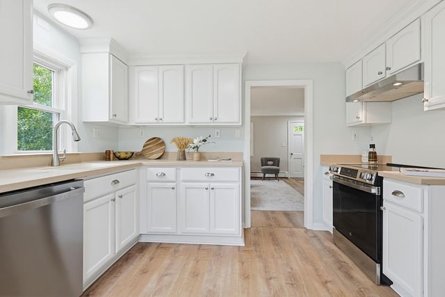 24 Otis Road, Hyannis, MA 02601