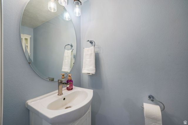 14463 S SUN BLOOM LN, Herriman, UT 84096