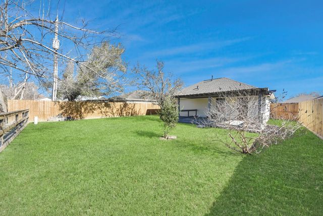 3223 Red Cedar Drive, Baytown, TX 77521