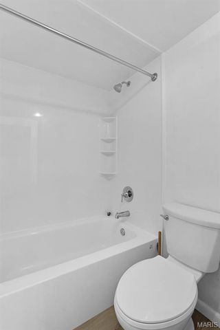 459 S Clay Avenue C, Kirkwood, MO 63122
