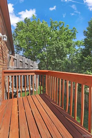 459 S Clay Avenue C, Kirkwood, MO 63122