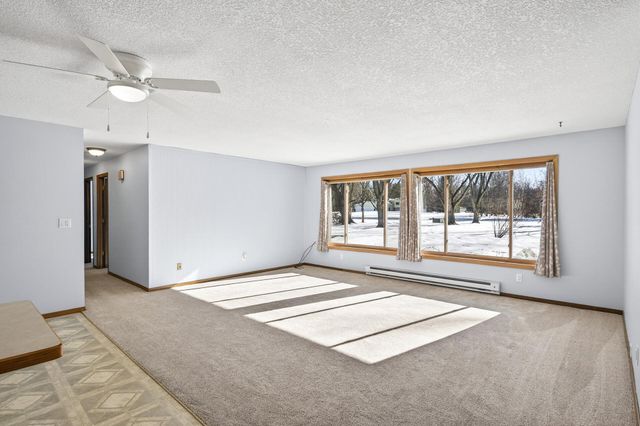 17 Marvy Street, Circle Pines, MN 55014