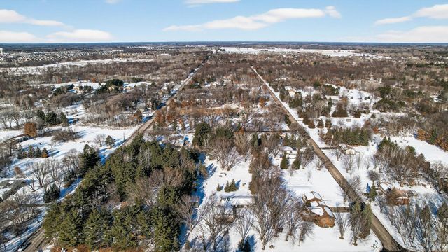 17 Marvy Street, Circle Pines, MN 55014