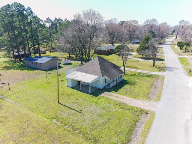 300 A E Matthews Street, Brookland, AR 72417