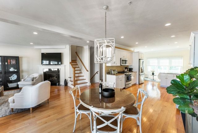 60 Robbins Rd. 25, Plymouth, MA 02360