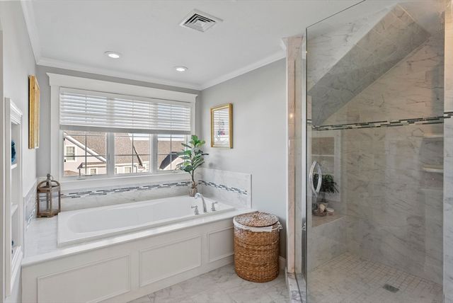 60 Robbins Rd. 25, Plymouth, MA 02360