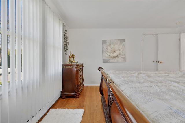 1 Pinehurst Road, East Providence, RI 02915