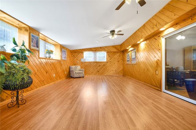 1 Pinehurst Road, East Providence, RI 02915