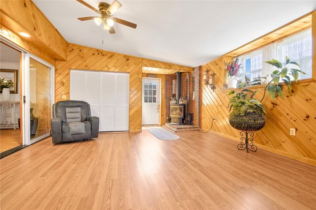 1 Pinehurst Road, East Providence, RI 02915