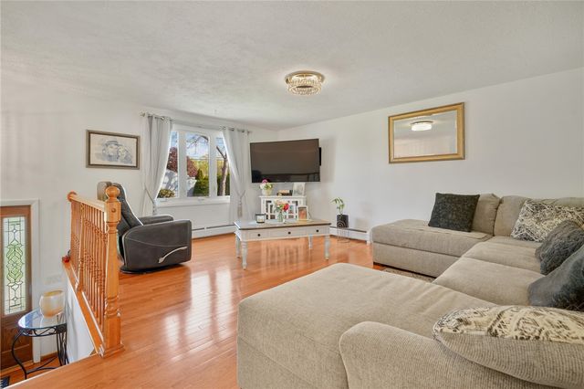 1 Pinehurst Road, East Providence, RI 02915