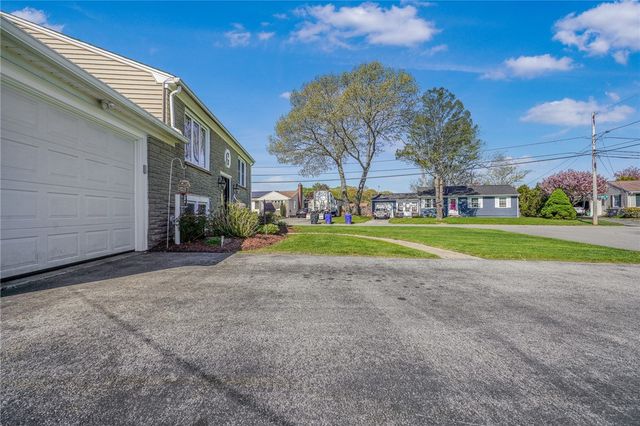 1 Pinehurst Road, East Providence, RI 02915