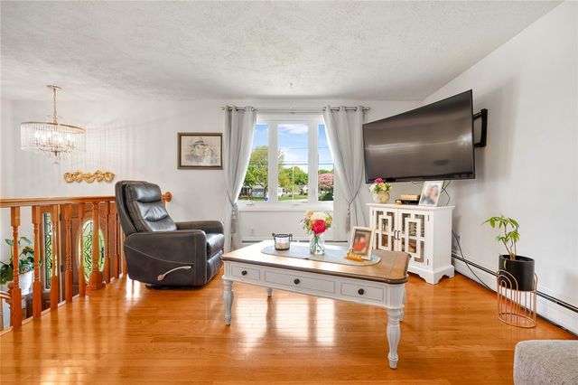 1 Pinehurst Road, East Providence, RI 02915