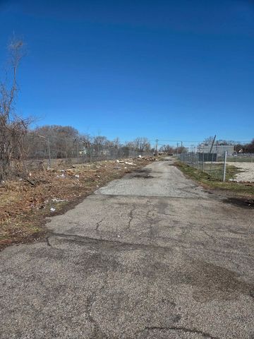 318 W 112th Street, Chicago, IL 60628