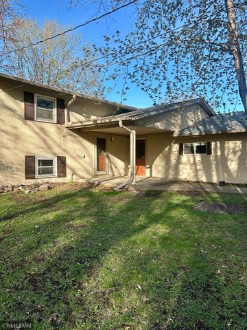 607 E River Street, Monticello, MN 55362