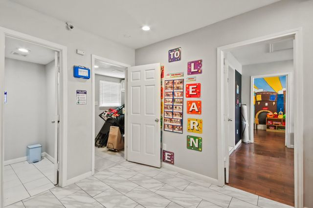 5302 Treaschwig Road, Spring, TX 77373