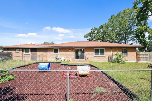 5302 Treaschwig Road, Spring, TX 77373