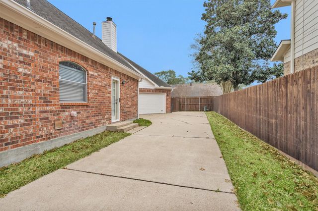 22951 Heathercroft Drive, Katy, TX 77450
