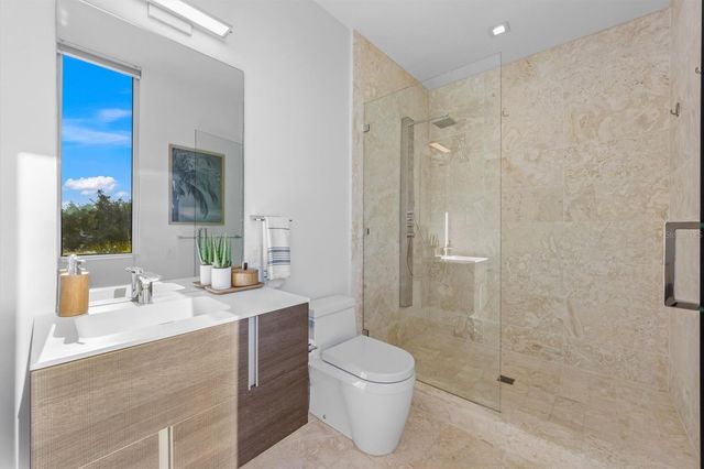 115 N BAY BOULEVARD, Anna Maria, FL 34216