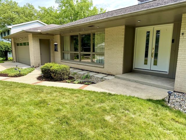 1935 Skyler Drive, Kalamazoo, MI 49008