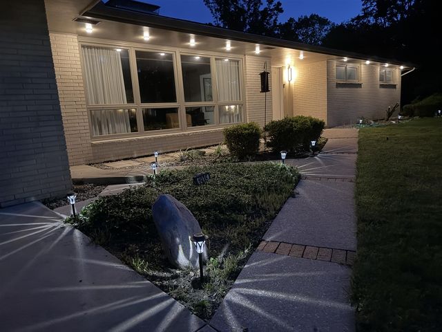 1935 Skyler Drive, Kalamazoo, MI 49008