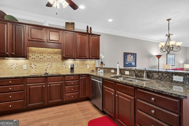 905 Greensboro Road UNIT 105, Eatonton, GA 31024