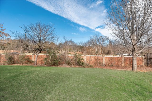 3305 Landhope Circle, Arlington, TX 76016