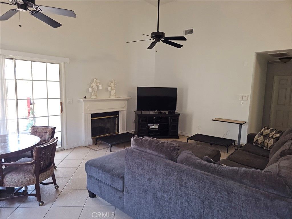 Image 2 of property listing at 27629 7th Street, Highland, CA 92346