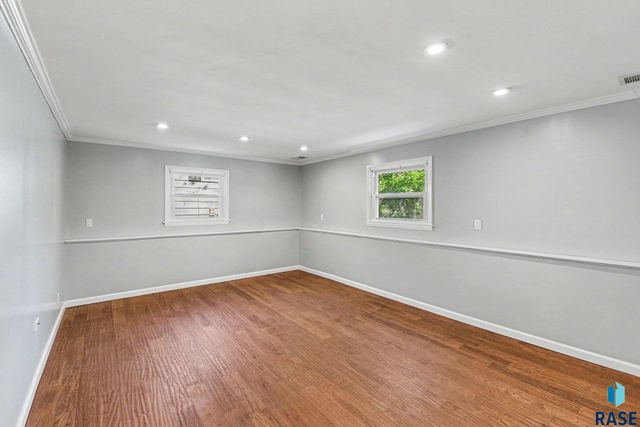 2508 W 31st St Street, Sioux Falls, SD 57105