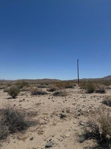 16 Woodward Avenue, 29 Palms, CA 92277