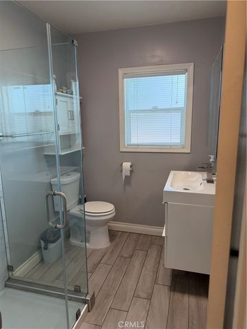 2244 W Adams Boulevard 6, Los Angeles, CA 90018