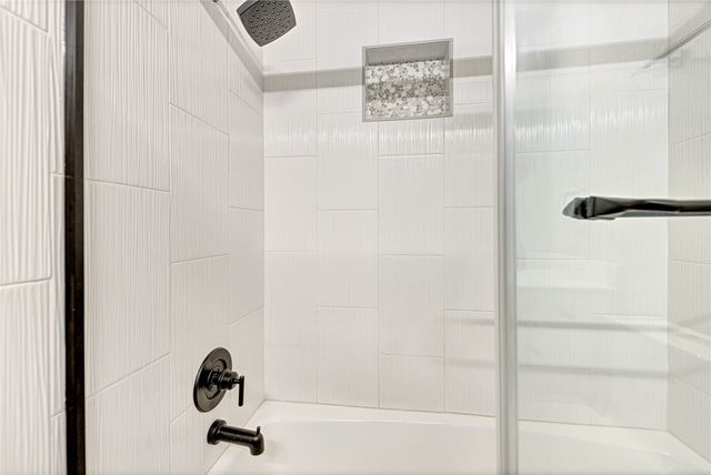 4 Nantucket Drive, Bella Vista, AR 72715