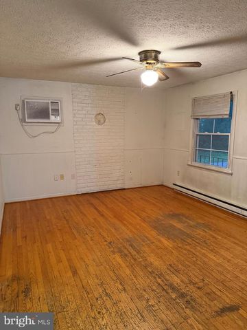 7628 MARTINSBURG PIKE, Shepherdstown, WV 25443