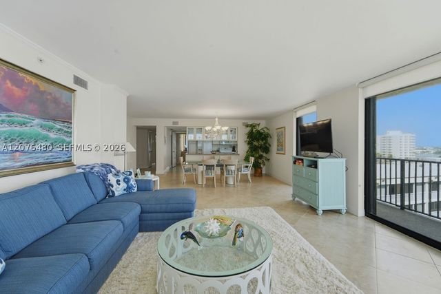 200 Beach Rd 701, Tequesta, FL 33469