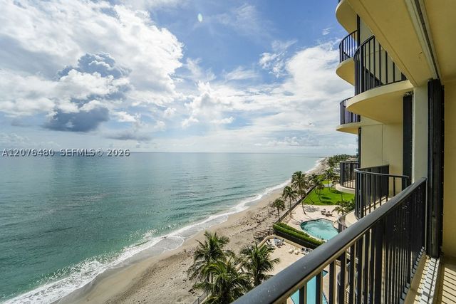 200 Beach Rd 701, Tequesta, FL 33469