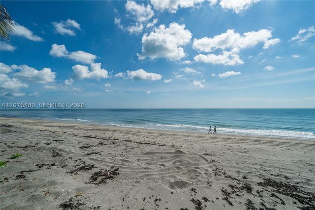 200 Beach Rd 701, Tequesta, FL 33469